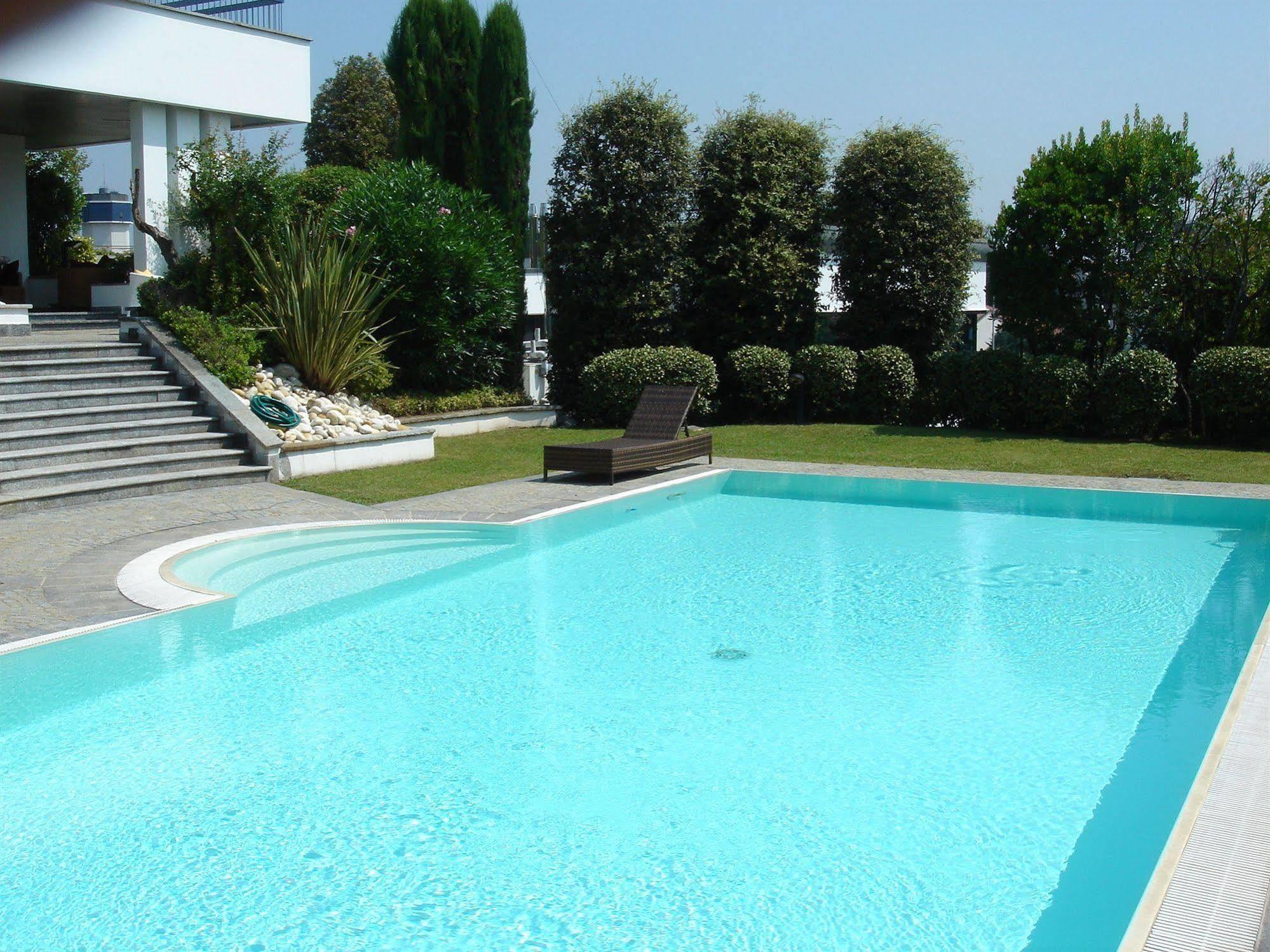 Arosio Hotel Exterior foto
